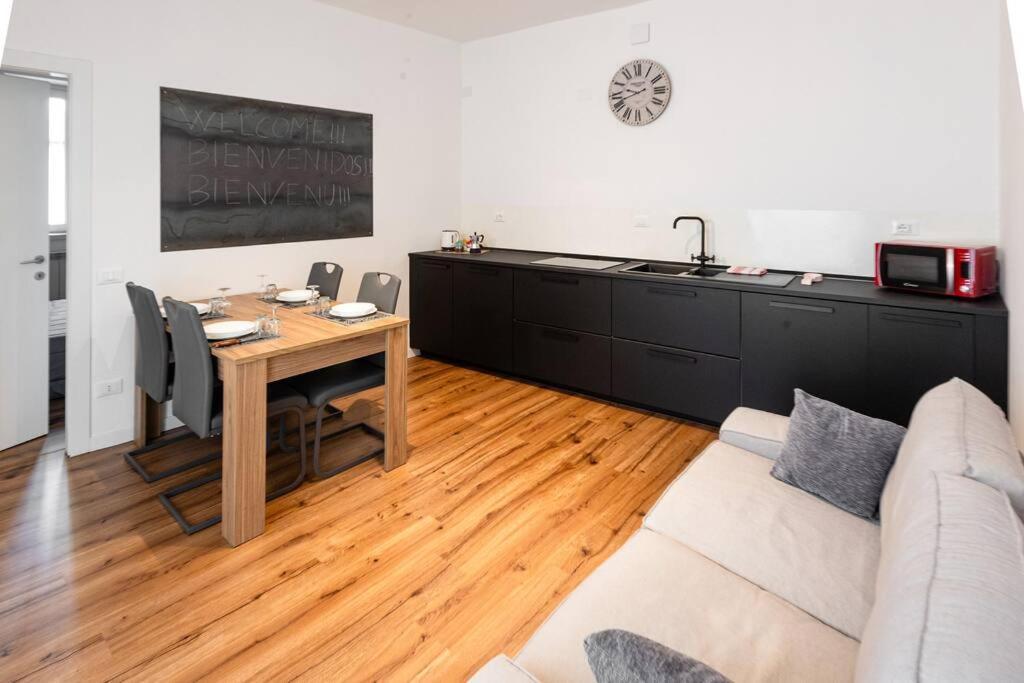 Gewiss Stadium Luxury Apartment With Terrace Bergamo Exterior photo